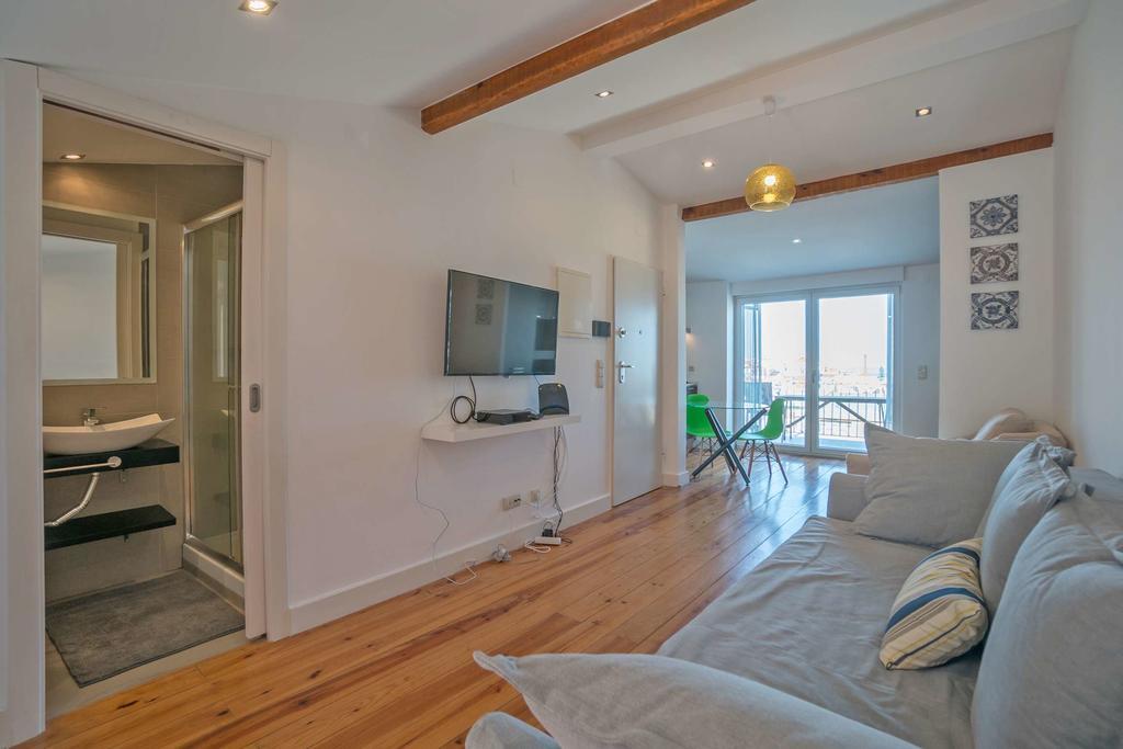 Tagus Balcony Apartament *